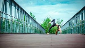 棒球与慈善事业球员基金会如何影响落后地区的少年